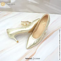 ทรงปกติ เปลี่ยนไซส์ได้-ไม่รับคืน รุ่นขายดี Zenachoo Velarie2 สูง 2 นิ้ว สี Gold รองเท้าหนังแกะแท้ หัวแหลมหน้ากว้าง ทรงปกติ เปลี่ยนไซส์ได้-ไม่รับคืน รุ่นขายดี Zenachoo Velarie2 สูง 2 นิ้ว สี Gold รองเท้าหนังแกะแท้ หัวแหลมหน้ากว้าง