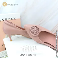 N ทรงปกติ เปลี่ยนไซส์ได้-ไม่รับคืน Zenachoo รุ่น Laryn สูง 2นิ้ว รองเท้าหนังแกะแท้ หนังนิ่ม พื้นนุ่ม N ทรงปกติ เปลี่ยนไซส์ได้-ไม่รับคืน Zenachoo รุ่น Laryn สูง 2นิ้ว รองเท้าหนังแกะแท้ หนังนิ่ม พื้นนุ่ม