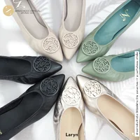 N ทรงปกติ เปลี่ยนไซส์ได้-ไม่รับคืน Zenachoo รุ่น Laryn สูง 2นิ้ว รองเท้าหนังแกะแท้ หนังนิ่ม พื้นนุ่ม N ทรงปกติ เปลี่ยนไซส์ได้-ไม่รับคืน Zenachoo รุ่น Laryn สูง 2นิ้ว รองเท้าหนังแกะแท้ หนังนิ่ม พื้นนุ่ม
