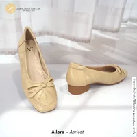 ทรงปกติ เปลี่ยนไซส์ได้ ไม่รับคืน Zenachoo รุ่น Allora หนังแกะนิ่ม สูง1.5 นิ้ว ทรงปกติ เปลี่ยนไซส์ได้ ไม่รับคืน Zenachoo รุ่น Allora หนังแกะนิ่ม สูง1.5 นิ้ว