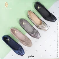 ทรงปกติ เปลี่ยนไซส์ได้-ไม่รับคืน Zenachoo สูง 1.3 นิ้ว รุ่น Jinny รองเท้าหนังแกะ มีหลายสีให้เลือก