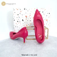 ทรงปกติ เปลี่ยนไซส์ได้ ไม่รับคืน รุ่นขายดี Zenachoo Velarie2 สูง 2 นิ้ว สี Hot Pink รองเท้าหนังแกะแท้ หัวแหลมหน้ากว้าง ทรงปกติ เปลี่ยนไซส์ได้ ไม่รับคืน รุ่นขายดี Zenachoo Velarie2 สูง 2 นิ้ว สี Hot Pink รองเท้าหนังแกะแท้ หัวแหลมหน้ากว้าง