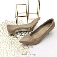 ทรงปกติ เปลี่ยนไซส์ได้-ไม่รับคืน รุ่นขายดี Zenachoo Velarie2 สูง 2 นิ้ว สี taupe รองเท้าหนังแกะแท้ หัวแหลมหน้ากว้าง ทรงปกติ เปลี่ยนไซส์ได้-ไม่รับคืน รุ่นขายดี Zenachoo Velarie2 สูง 2 นิ้ว สี taupe รองเท้าหนังแกะแท้ หัวแหลมหน้ากว้าง