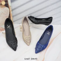 ทรงปกติ เปลี่ยนไซซ์ได้ ไม่รับคืนสินค้า Zenachoo รองเท้าหนังแกะแท้ รุ่น Livia1 สูง 1 นิ้ว ทรงสวยมาก ทรงปกติ เปลี่ยนไซซ์ได้ ไม่รับคืนสินค้า Zenachoo รองเท้าหนังแกะแท้ รุ่น Livia1 สูง 1 นิ้ว ทรงสวยมาก