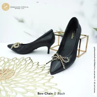 ทรงปกติ เปลี่ยนไซส์ได้-ไม่รับคืน ทรงที่ขายดีที่สุด Zenachoo รุ่น Bow Chain สูง 2 นิ้ว รองเท้าหนังแกะแท้ หนังนิ่ม พื้นนุ่ม