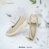 ทรงปกติ เปลี่ยนไซส์ได้-ไม่รับคืน Zenachoo รุ่น Becham สูง 1.5 นิ้ว คัทชูแนวสปอร์ต นิ่มมากกท้าให้ลอง