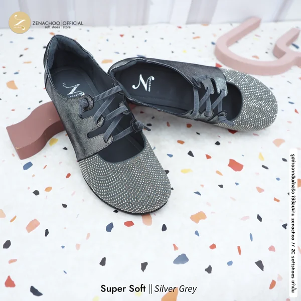 พื้นนิ่มตะลึง หน้ากว้าง ใส่สบายสุด ทรงปกติ เปลี่ยนไซส์ได้-ไม่รับคืน Zenachoo Super Soft สูง 1 นิ้ว รองเท้าหนังแกะแท้ image 5 พื้นนิ่มตะลึง หน้ากว้าง ใส่สบายสุด ทรงปกติ เปลี่ยนไซส์ได้-ไม่รับคืน Zenachoo Super Soft สูง 1 นิ้ว รองเท้าหนังแกะแท้ image 5
