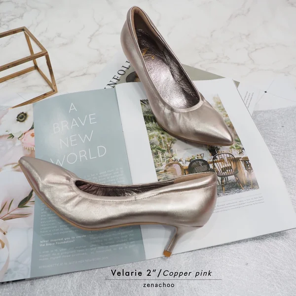ทรงปกติ เปลี่ยนไซส์ได้ ม่รับคืน รุ่นขายดี Zenachoo Velarie2 สูง 2 นิ้ว สี Copper pink รองเท้าหนังแกะแท้ หัวแหลมหน้ากว้าง ทรงปกติ เปลี่ยนไซส์ได้ ม่รับคืน รุ่นขายดี Zenachoo Velarie2 สูง 2 นิ้ว สี Copper pink รองเท้าหนังแกะแท้ หัวแหลมหน้ากว้าง