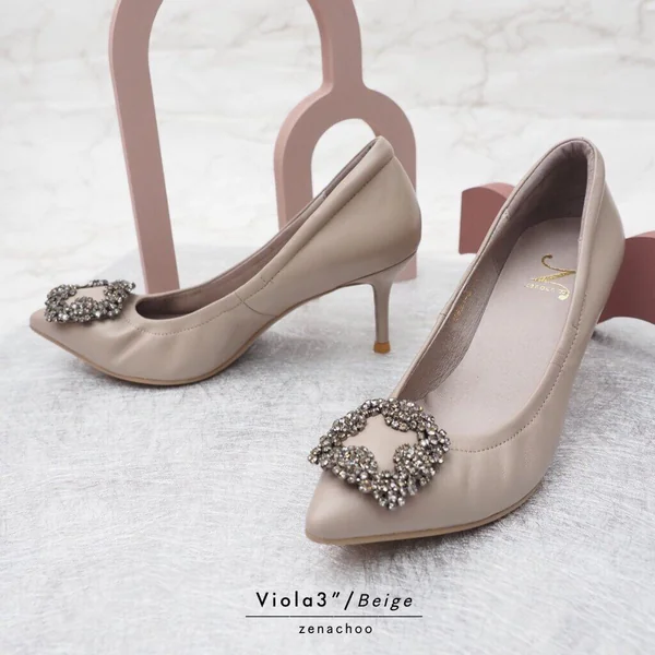 ทรงปกติ เปลี่ยนไซส์ได้ ไม่รับคืนZenachoo รุ่น Viola3 สี Beige สูง 3 นิ้ว หัวแหลม หนังแกะแท้ ทรงปกติ เปลี่ยนไซส์ได้ ไม่รับคืนZenachoo รุ่น Viola3 สี Beige สูง 3 นิ้ว หัวแหลม หนังแกะแท้