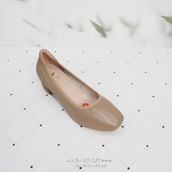ทรงปกติ เปลี่ยนไซส์ได้ ไม่รับคืน Zenachoo Magnetic Shoes สูง 2นิ้ว สีCamel รองเท้าสุขภาพ แม่เหล็กนวตกรรมญี่ปุ่น ขายดี หน้ากว้างนิ่มสบาย image 4